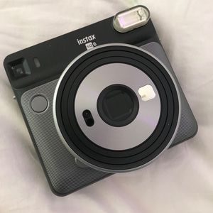 new instax polaroid sq6